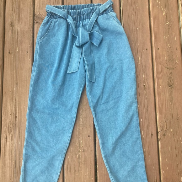 Kate Pants - Picture 1 of 2